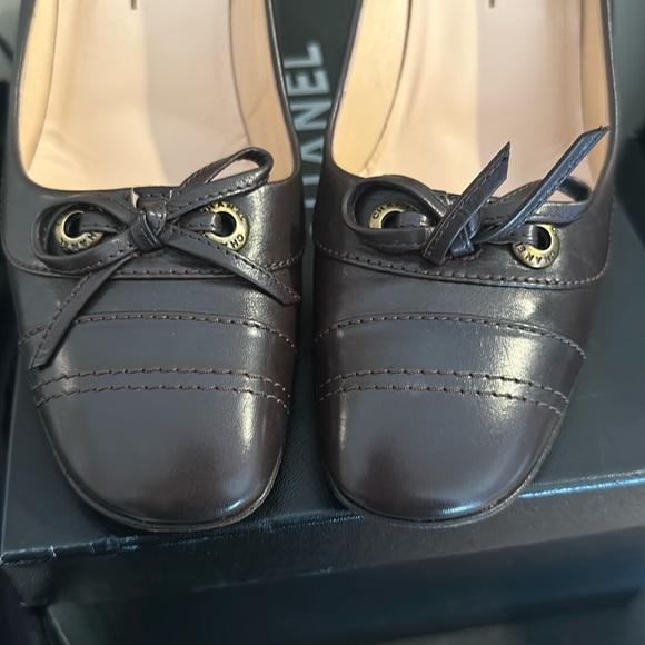 Chanel Brown 3inch heel - Picture 4 of 5